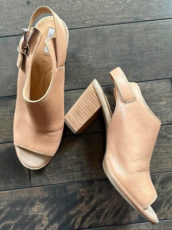 Geox Shoes - Geox Leather Nude Stack Heel Sandals
